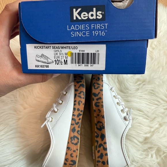 NEW Kids Keds White Sneakers with Leopard Accents - Picture 9 of 10